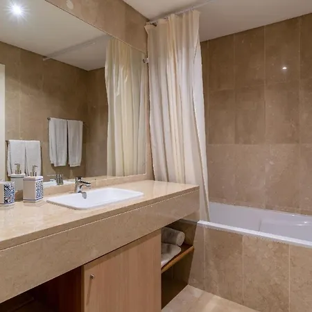 Apartment Ferienwohnung Fuer 6 Personen Ca 200 Qm In So Martinho, Madeira Und Umgebung *