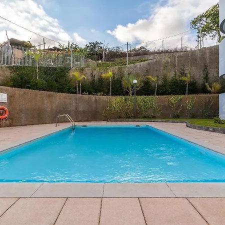 Ferienwohnung Fuer 6 Personen Ca 200 Qm In So Martinho, Madeira Und Umgebung Apartment