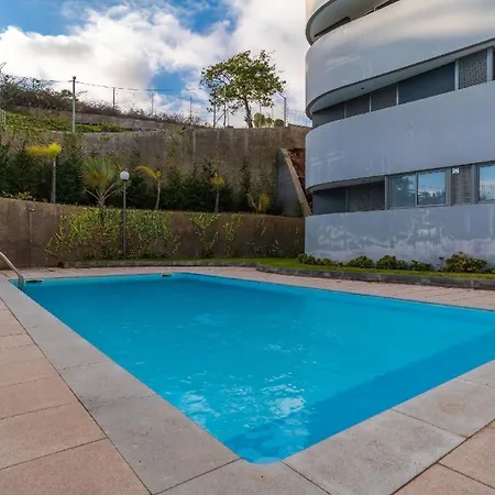 Ferienwohnung Fuer 6 Personen Ca 200 Qm In So Martinho, Madeira Und Umgebung Apartment *