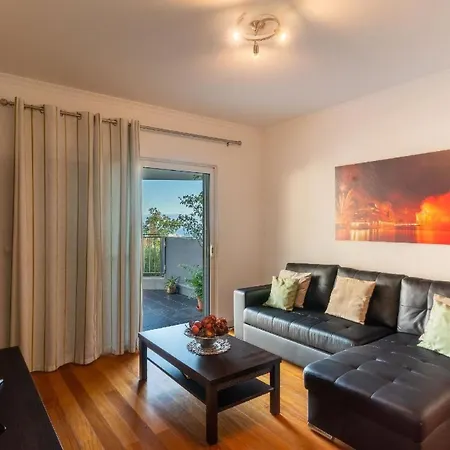 Apartment Ferienwohnung Fuer 6 Personen Ca 200 Qm In So Martinho, Madeira Und Umgebung *