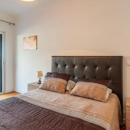Apartment Ferienwohnung Fuer 6 Personen Ca 200 Qm In So Martinho, Madeira Und Umgebung Funchal (Madeira)