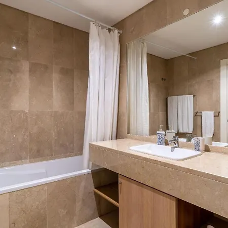 Ferienwohnung Fuer 6 Personen Ca 200 Qm In So Martinho, Madeira Und Umgebung